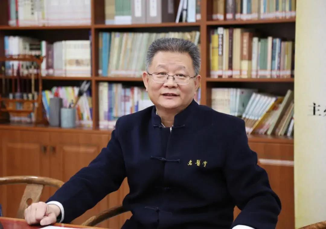 譚波：闖出縣級(jí)中醫(yī)院的蝶變之路